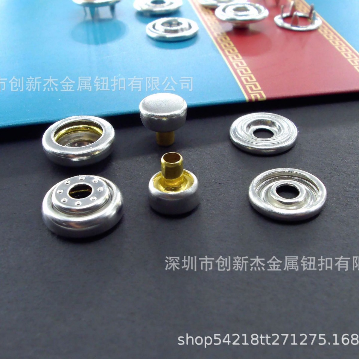The manufacturer's direct sale to the U.S., customised brass wholesale, CXJ's new 208-series velvet shirt button button.