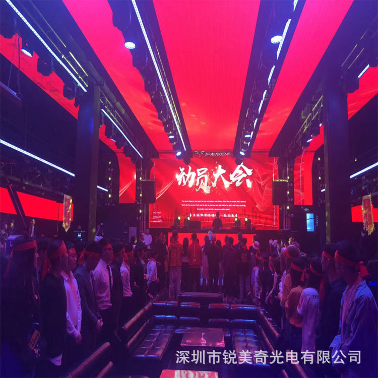 LED interior p4 screen, bar P4LED column screen, P4 P3 LED electronic screen.