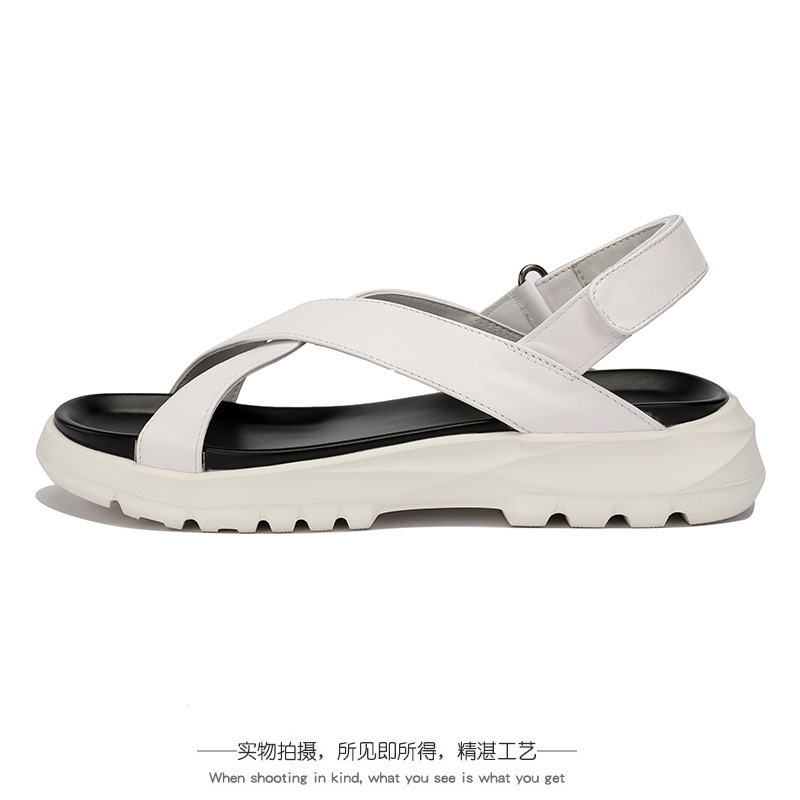 In the summer, the man in the sandals wears a leather-skin-skin-skin-skin-skin-skin-skin-skin-skin-skin-skin-skin-and-skin-skin-skin-skin-skin-skin-skin-skin-skin-skin-skin-skin-skin-skin-skin-skin-skin-skin-skin-skin-skin-skin-skin-skin-skin-skin-skin-skin-shoe-shoe-shoe-shoe-roman shoes.