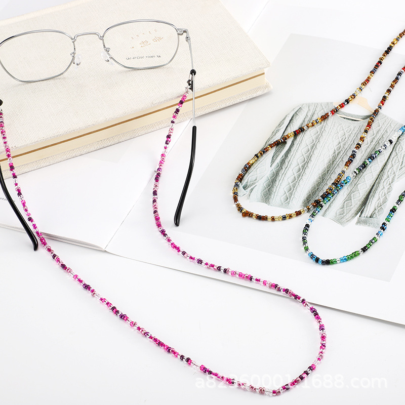 The manufacturer's wholesale glass-glassed glasses with a novel fashionable glass-glass belt with a corset chain.