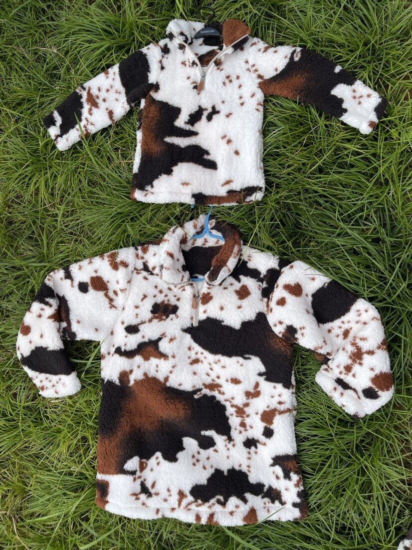 北美冬季熱賣奶牛棉花絨親子外套mommy&me cow print sherpa pull