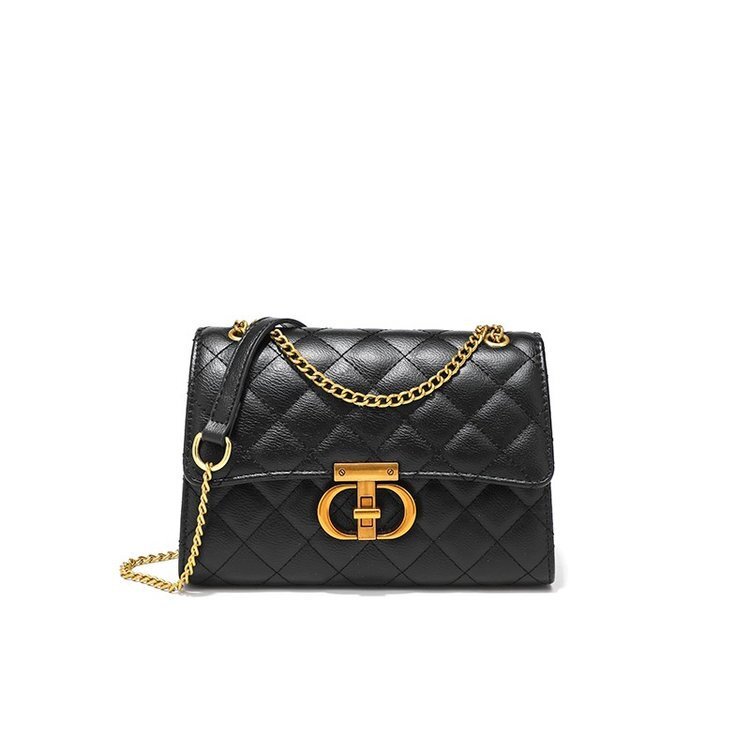 Fashion-tide PUG slant packs can be the LOGO classic diamond embroidery chain bag full of girls.