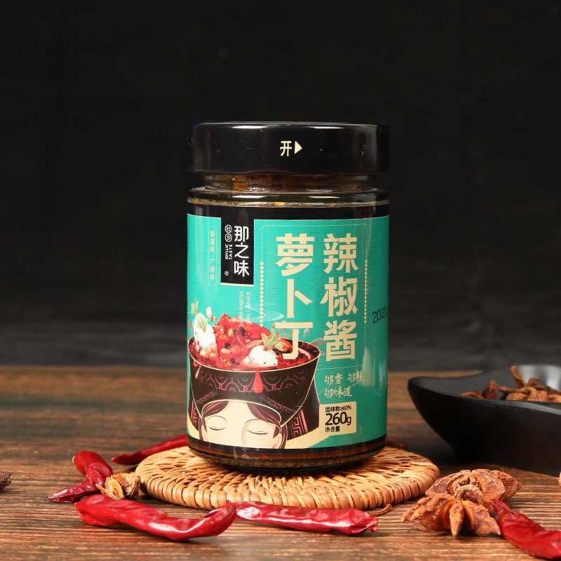 The radish-drinding is 210 g bottled by the homemade spicy radish-drinded pickles.