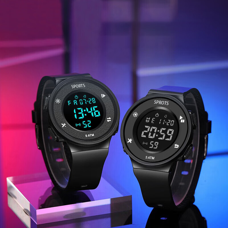 A watch for boys and boys in primary and secondary schools and an electronic watch for water-proof night-sighting children