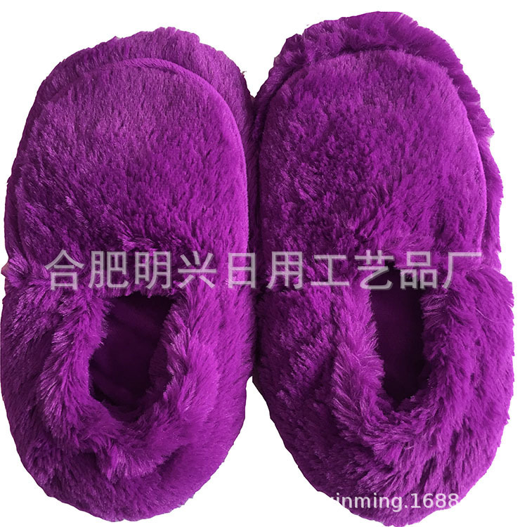 Cold and hot shoes filled with linen seed, wheat, wheat, electric rock and clay, lavender velvet.