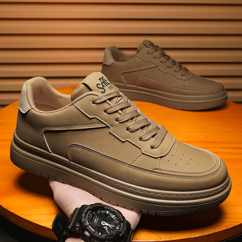 Men's shoes, 2024, new fashions, and men's leisure sports.