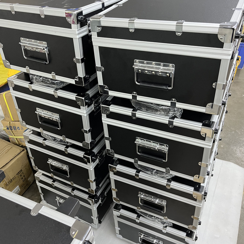 Aluminium alloy toolbox, aluminum case box, a stainless steel-side instrument box.