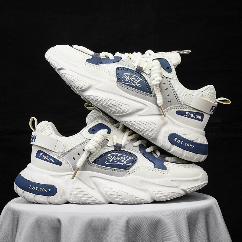Men's shoes for summer high-sensor Internet sports and youths to design their father's shoes.