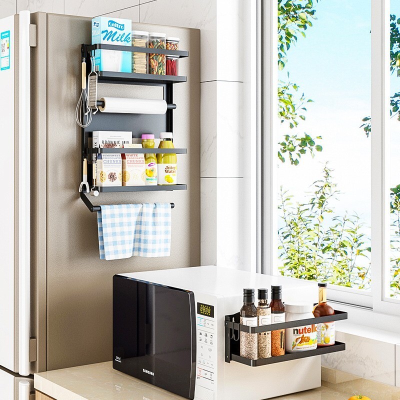 Sắp xếp tủ lạnh từ trường ở bên cạnh bếp.