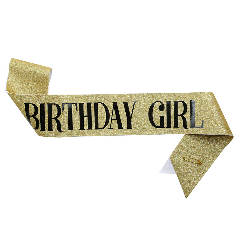 ♪ Birthday girl with a golden shoulder belt ♪