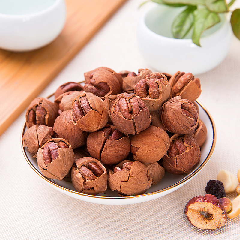 Yao's special walnut 258g and a little walnut nuts and a new annual snack.