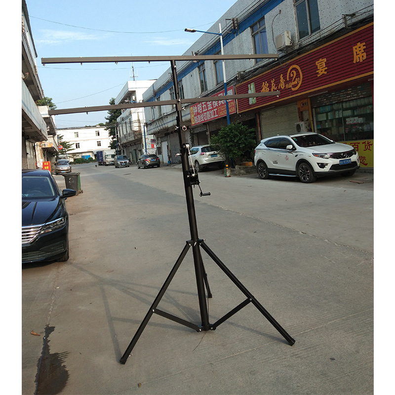 D02 handshakes 4.5 m double-story triangle lamp support.