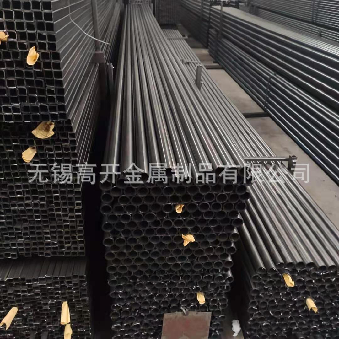 A non-tin steel plant has set a 16*0.6 high-frequency welding pipe straight through the steel pipe to be processed on a ruler basis.