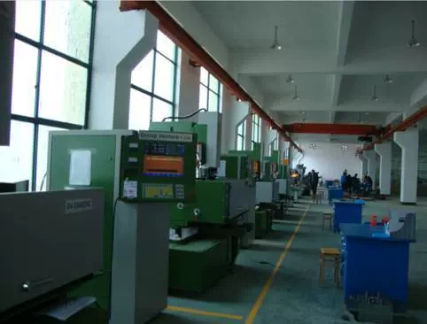 Zhejiang Yangyu Home 전기 응용 프로그램 제어 Ltd.
