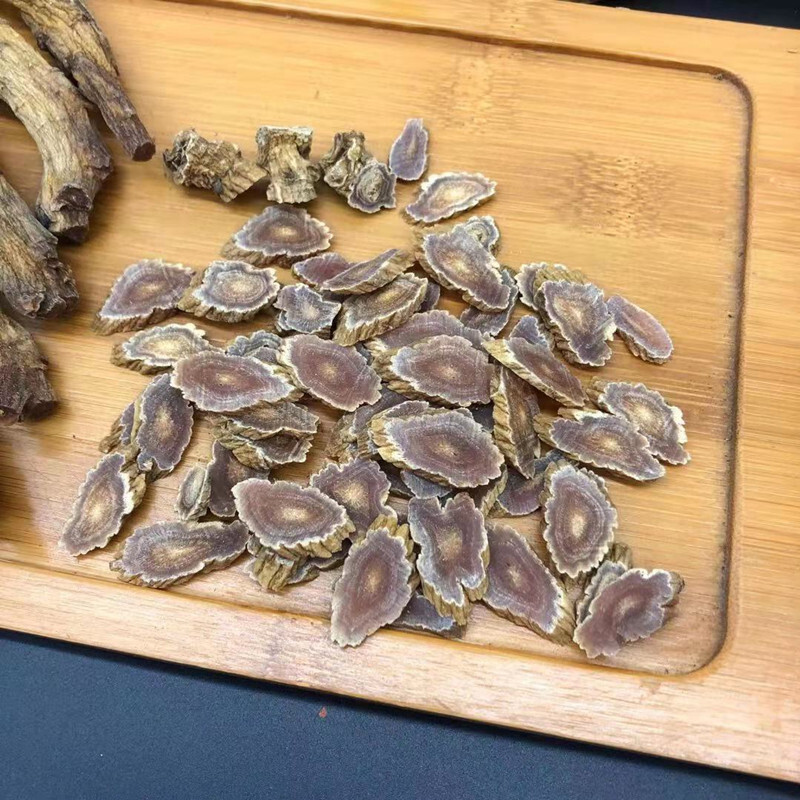 Ba mươi tám người đứng đầu ban đầu của quân đội Đức, 250 gram cắt lát và phân phối ở một nơi.