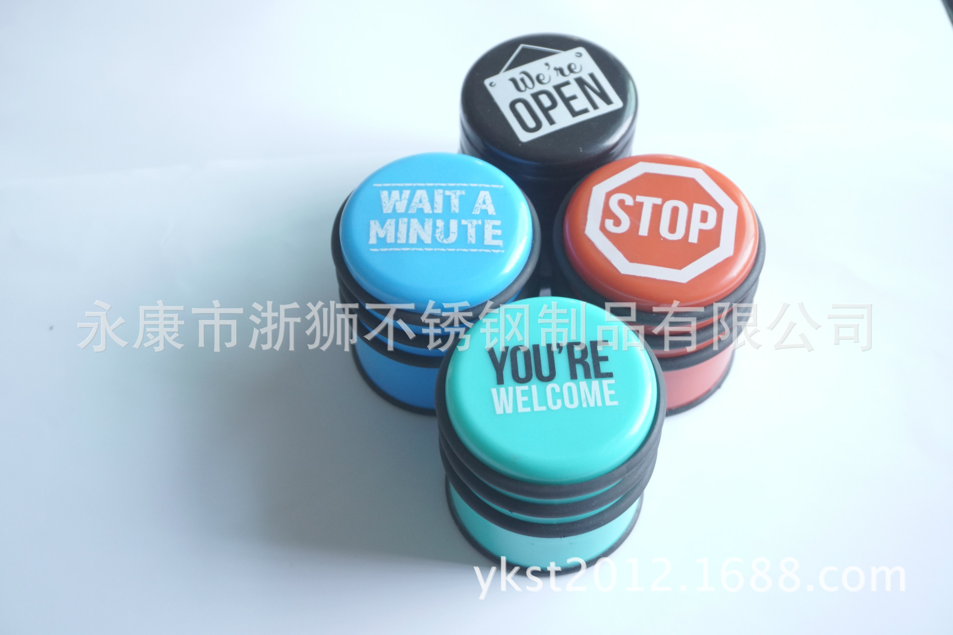 Cánh cửa sáng tạo đâm vào cánh cửa, chất lượng Đức cung cấp hệ thống điện.