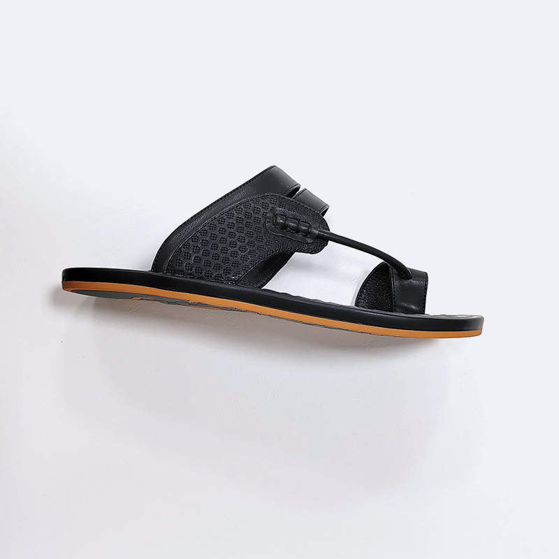 2023 new pair of sandals for Arab foreign trade with toes to drag across the border and sell large sandal sandals