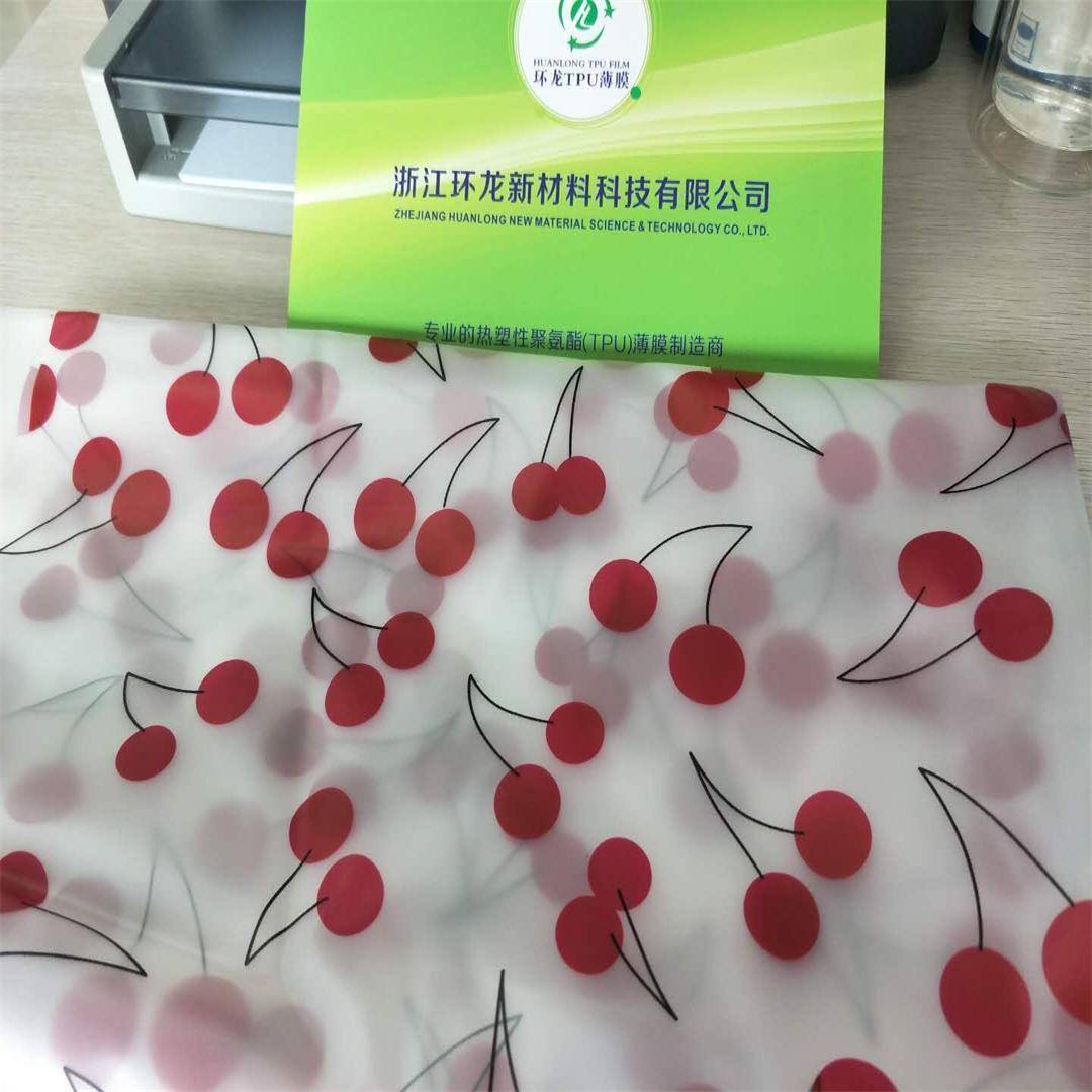 The TPU Monument Plant sells translucency, mist, small cherry prints, air-breathing, environmentally friendly clothing film.