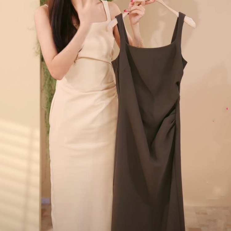 Nó được thiết kế để là một chiếc váy may cũ.
