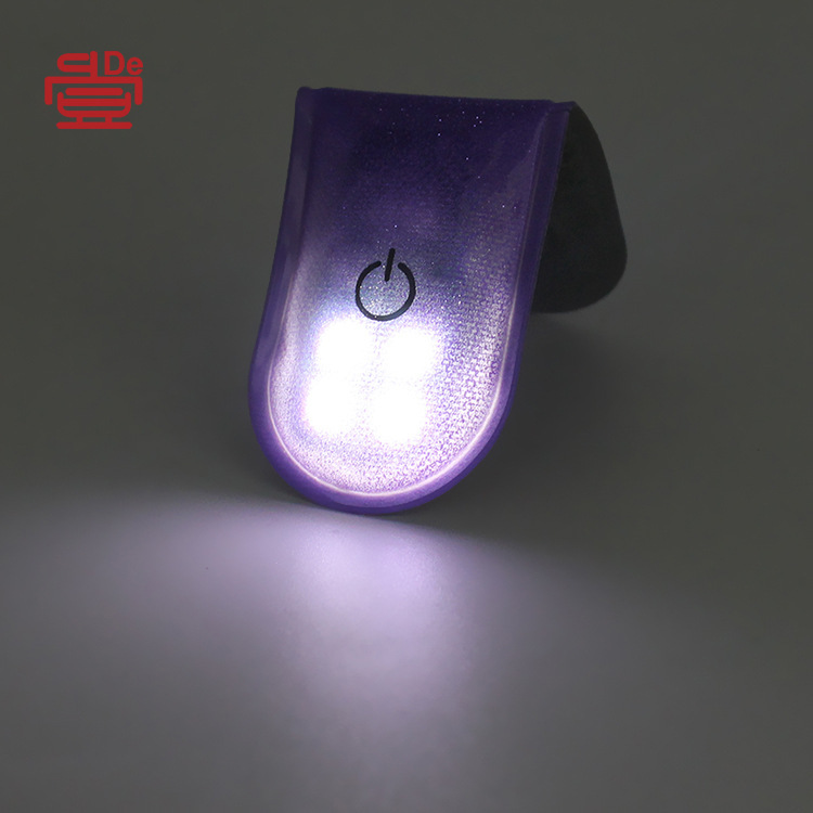 nam châm đèn LED sáng 4 ánh sáng, đèn LED phản chiếu ánh sáng của nút từ, cổ áo, bộ đồ ngủ.