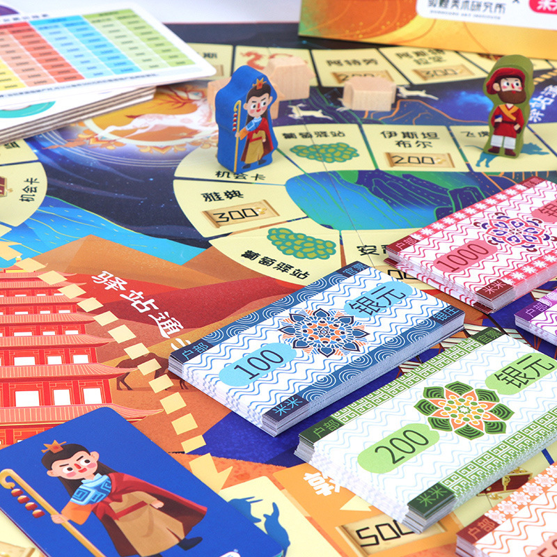 Mimi Ji-chul plays the classic Monopoly of the Great Silk Road.