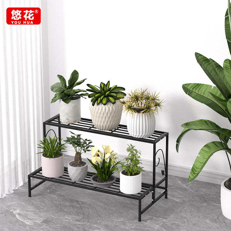 Một bó hoa, một bó hoa, một bó hoa sắt.
