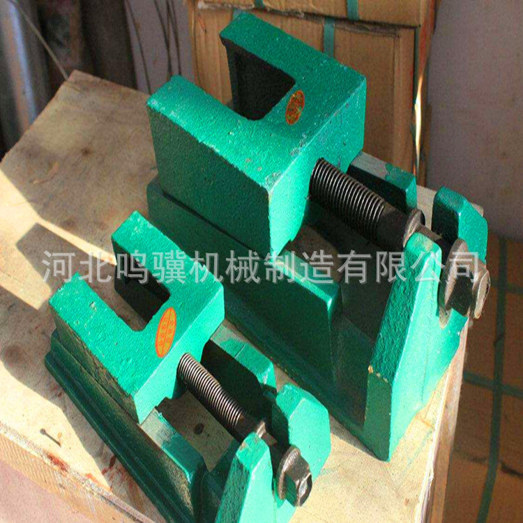 A large supply of machine-bed adjustment iron, circular, square pad foot, three-square anti-sliding iron price.