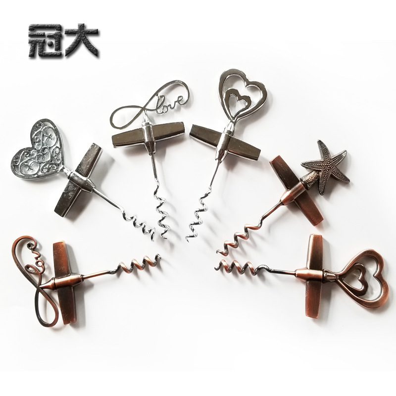 It's a new creative gift, a bottle opener, a bottle opener, a bottle opener, a wholesaler.