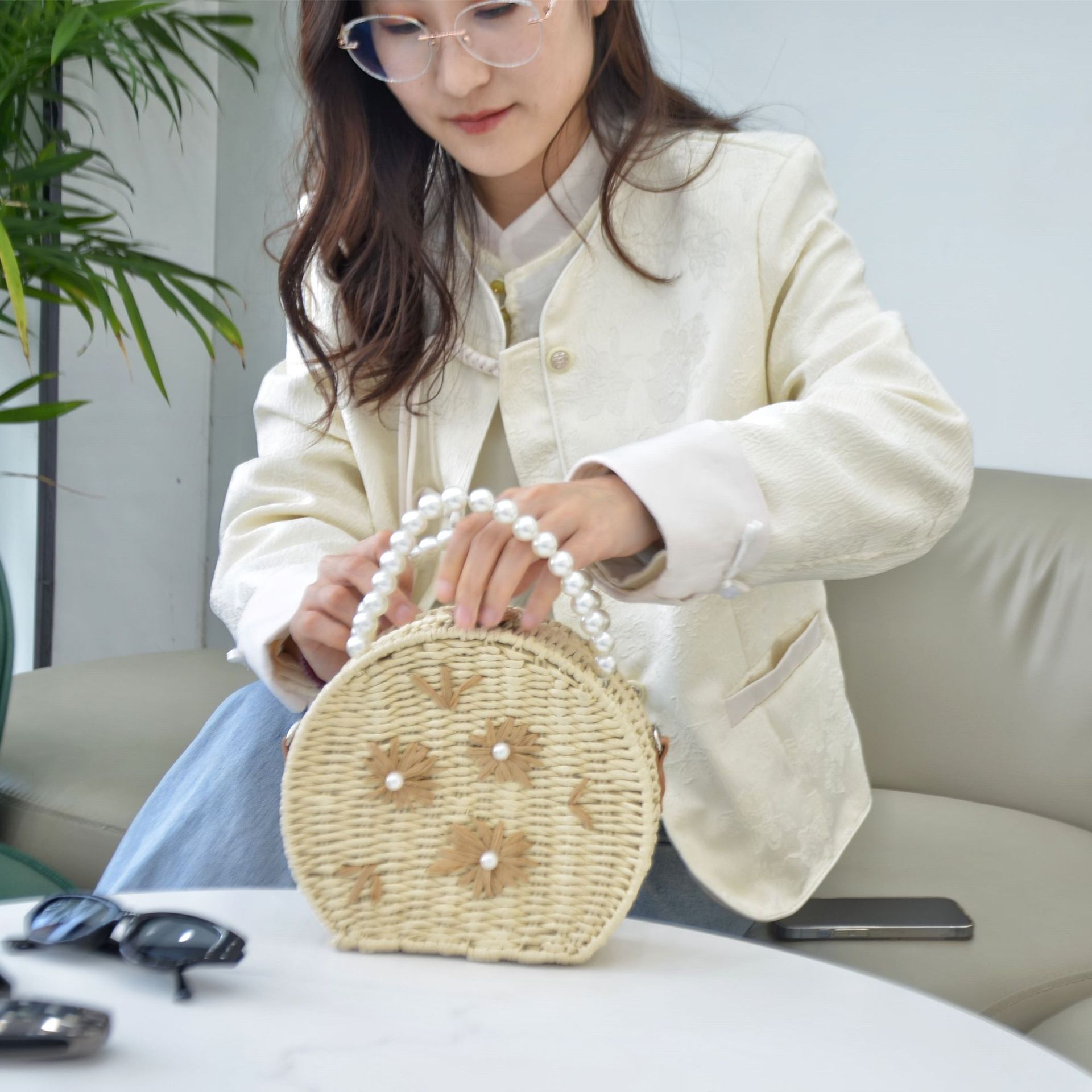 Artificial knitting of small croaks 2024, new pearls handbags, fashion girls' bags