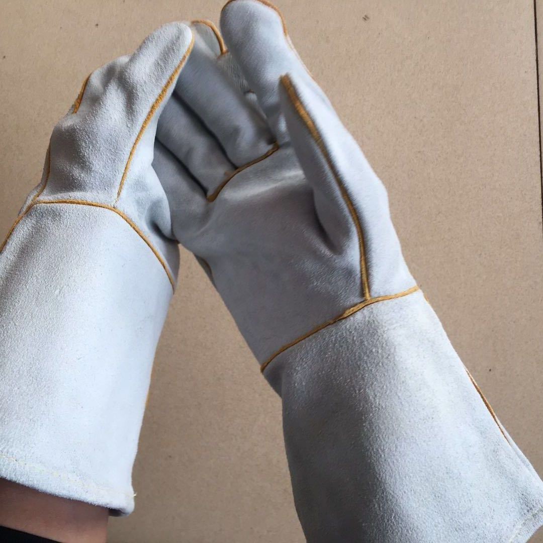 Barter Weding Gloves.