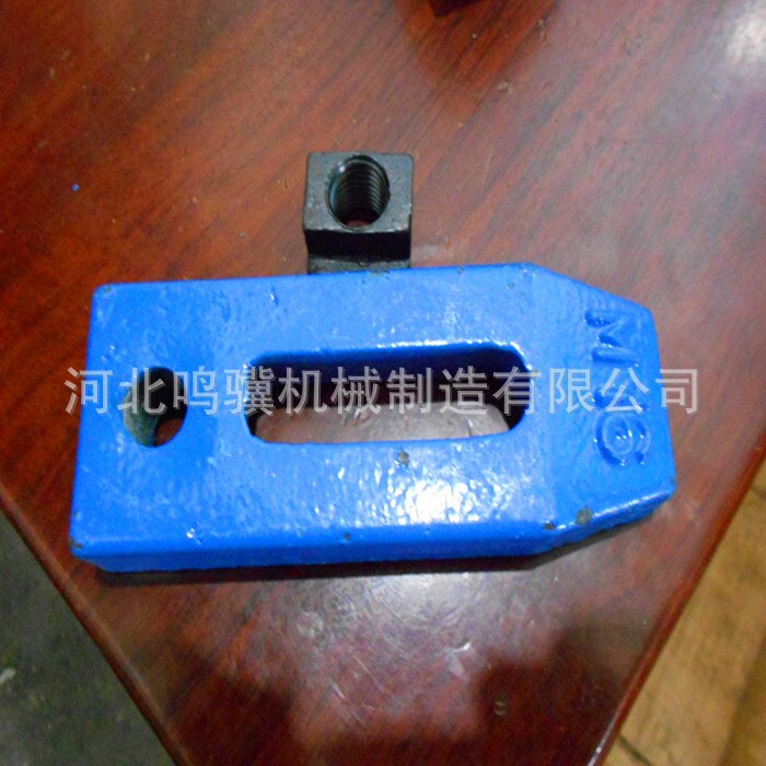 The factory's straight-off ball grinding iron pressure plates, molds, parallel presses, machine-bed reconciliation presses, all kinds of flushing presses.