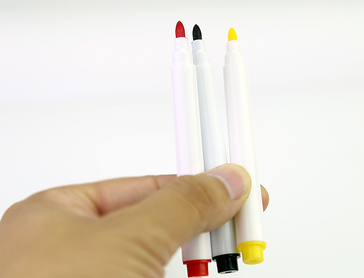 The green white-board tape rubber can be grafted over and over and over again.