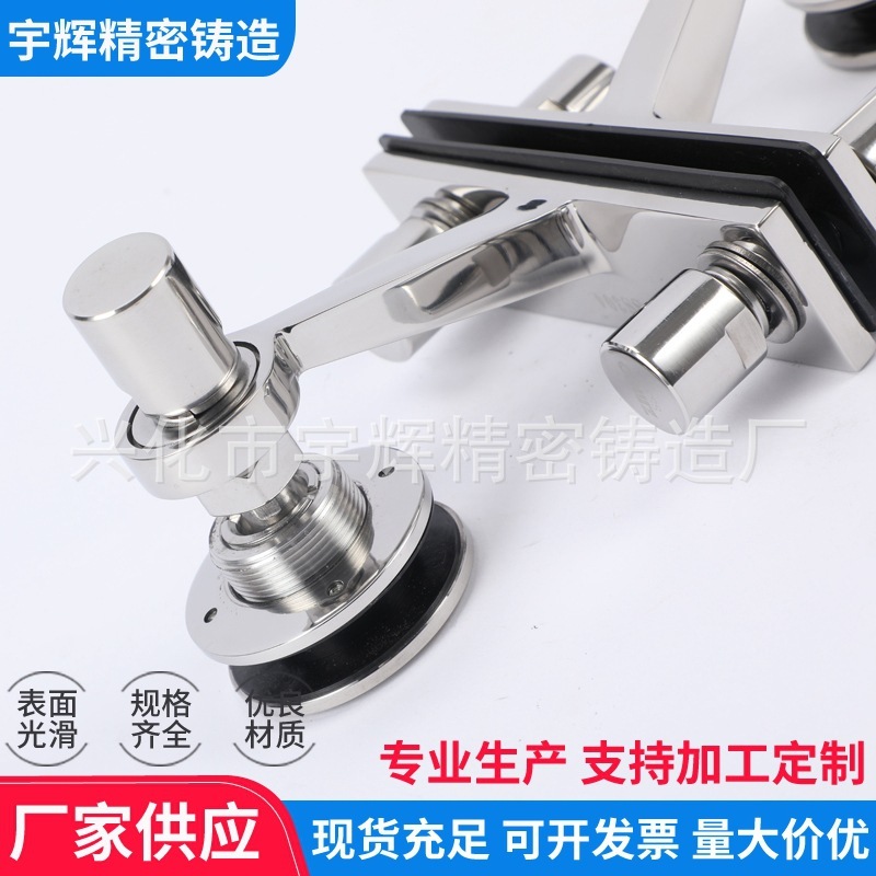 Những cái móc thép không rỉ vào móng vuốt của T-claw.