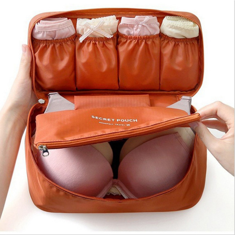 The new Korean tour chest bag takes multi-purpose underwear and travels to wash the kit.