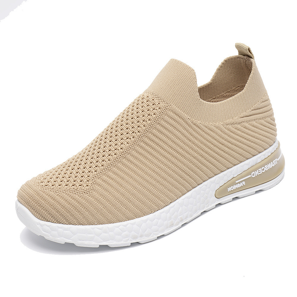 2021 new girls' shoes for export, sock-sit-sit and leisure-shoe girls customised as soft-shoe sports shoes.