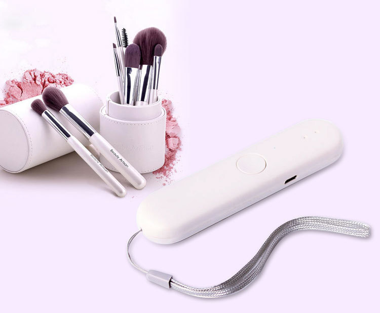 Đèn LED diệt tia cực tím, hồng ngoại với một cái đèn khử trùng nhỏ, bộ khử trùng em bé.
