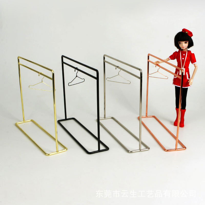 Full-sized metal hanger BJD doll toy furniture, little cloth hanger.