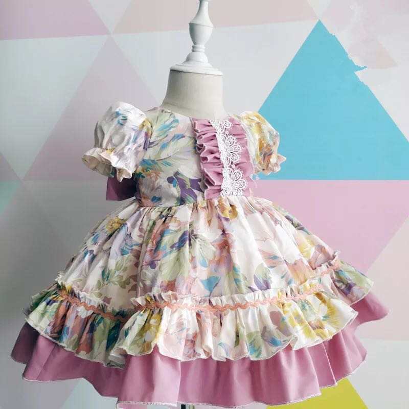 Children's dress customises all kinds of dress-sized, Internet-based dress.