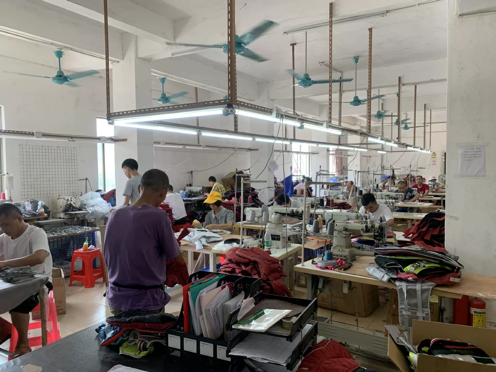Công ty TNHH Vật tư ngoài trời Dong Jing City Zhuong