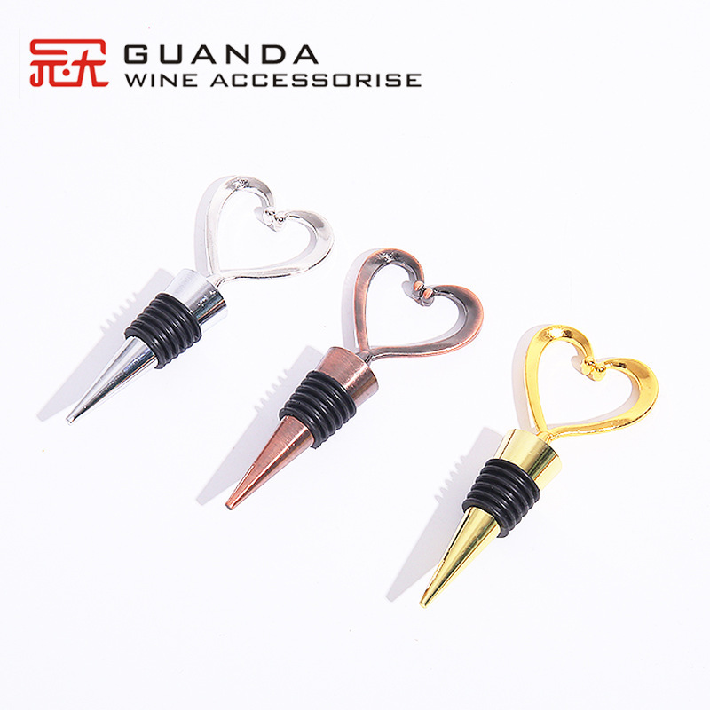 Zinc alloy metallic positive heart beverages filled with Zinc Creative Silicon Gold Bottle.