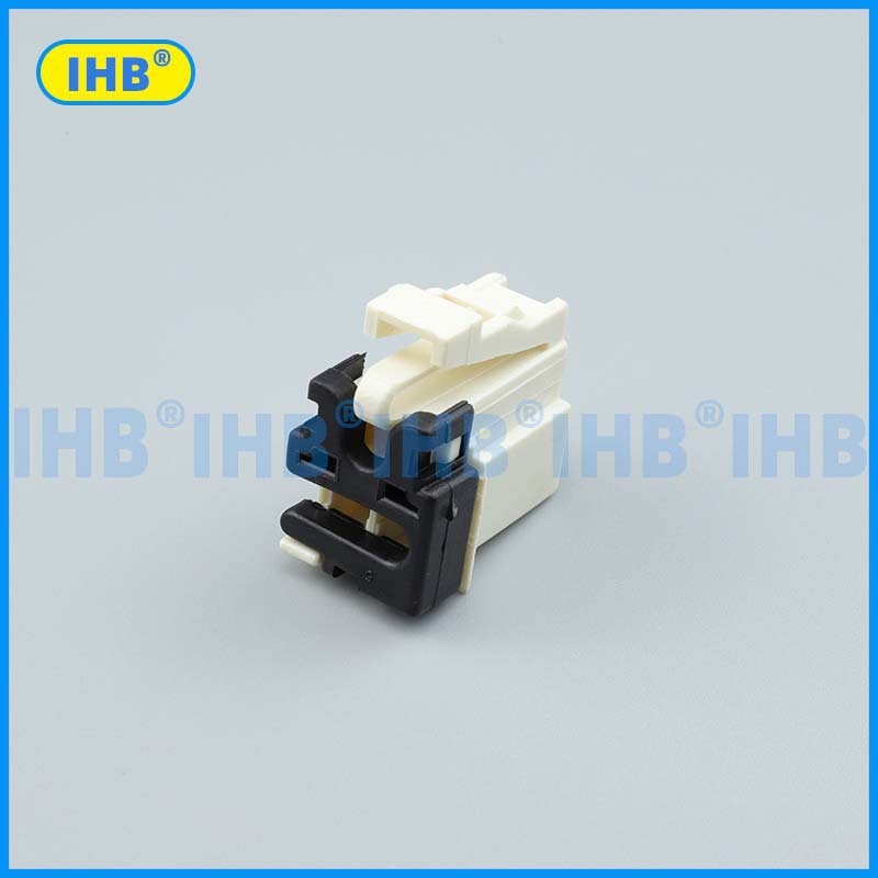 70311YA-6.3-21 Đầu nối chống thấm nước cho xe đến cuối phích cắm cho xe nội suy