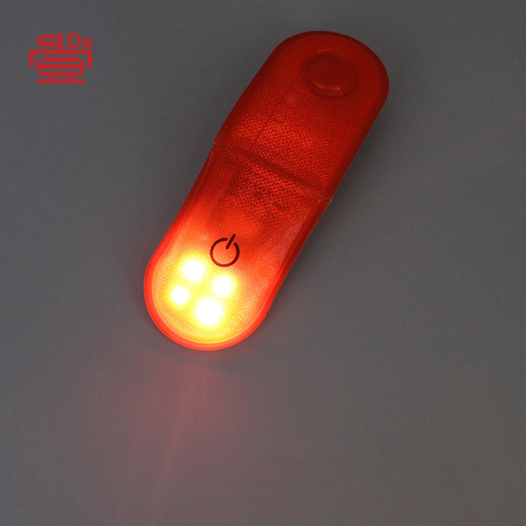 nam châm đèn LED sáng 4 ánh sáng, đèn LED phản chiếu ánh sáng của nút từ, cổ áo, bộ đồ ngủ.