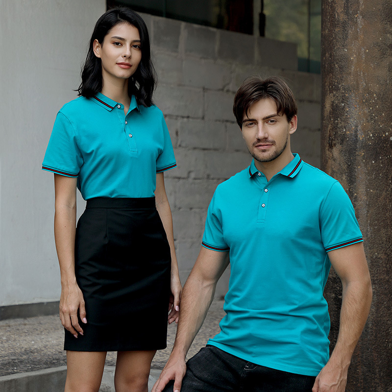 Nhà sản xuất đã đặt mua một logo áo thun có màu polo-t-shirt.