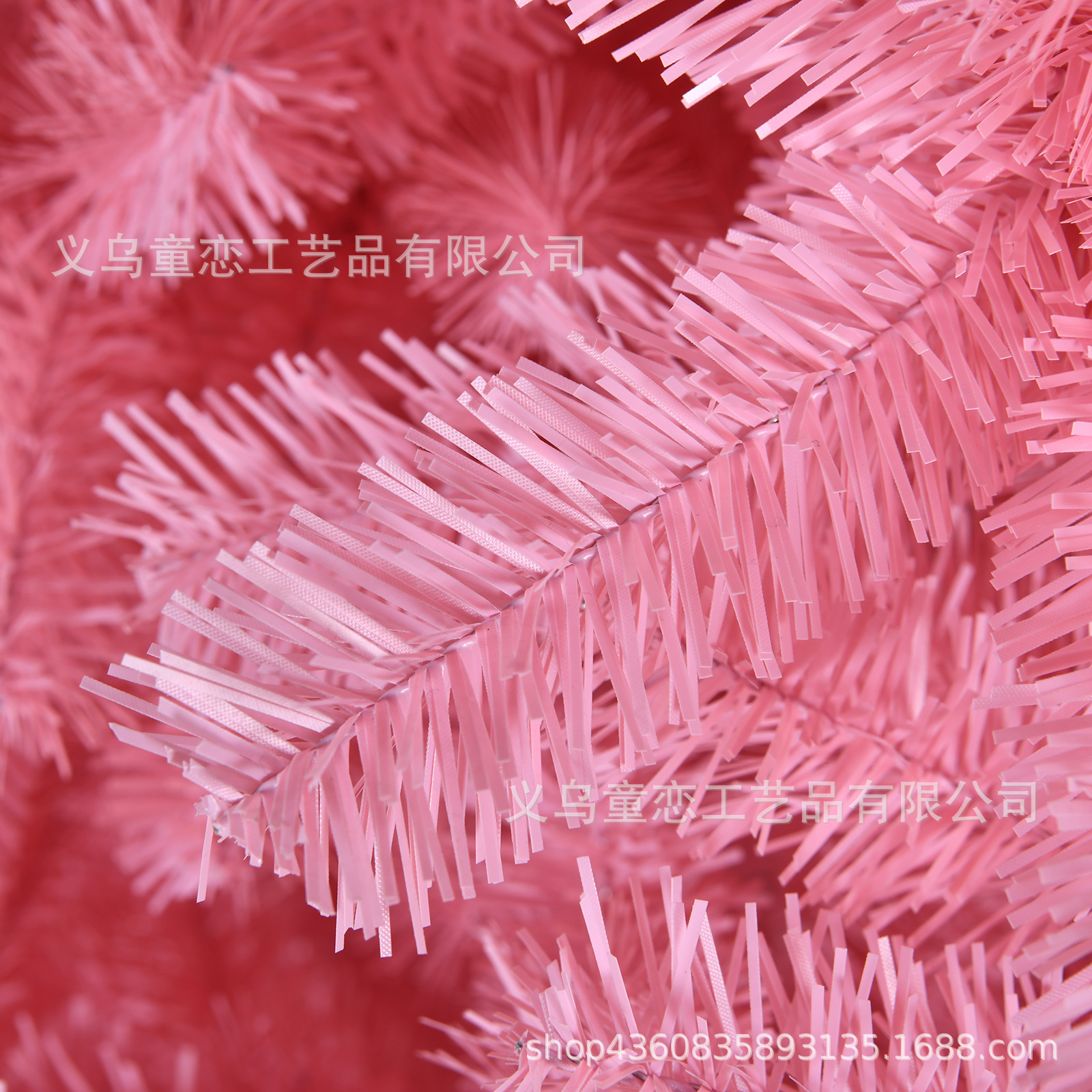 The new 2.25-metre pink PVC Christmas tree festival decorates the Euro-American certified Macalon Hotshow Series.