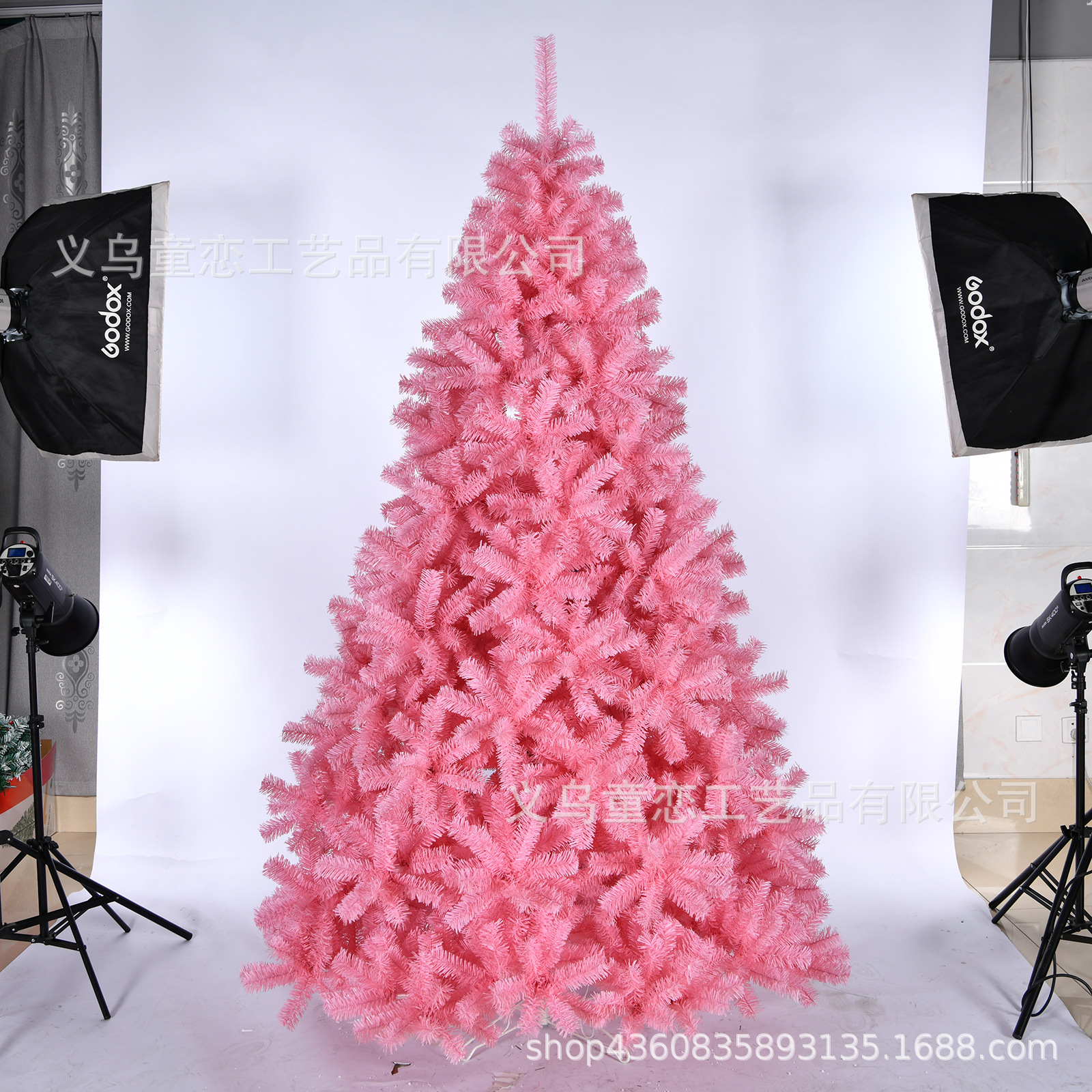 The new 2.25-metre pink PVC Christmas tree festival decorates the Euro-American certified Macalon Hotshow Series.