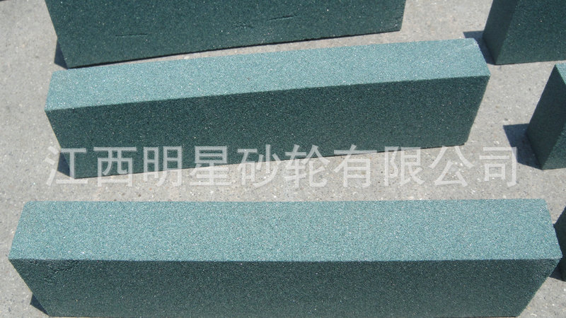 直接供应 绿碳化硅精磨油石 超硬绿碳油石