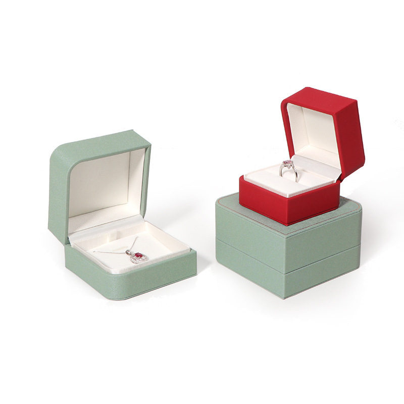 New PU-skin high-quality jewelry gift box, creative ring bracelet box.