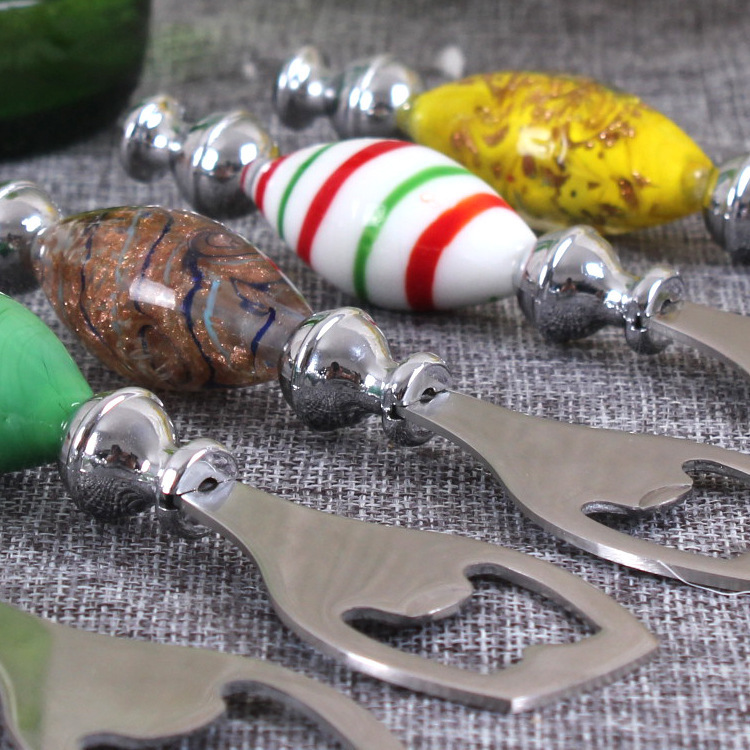 It's a direct supply of a bottle opener, a bottle opener, a Zinc alloy stainless steel opener.