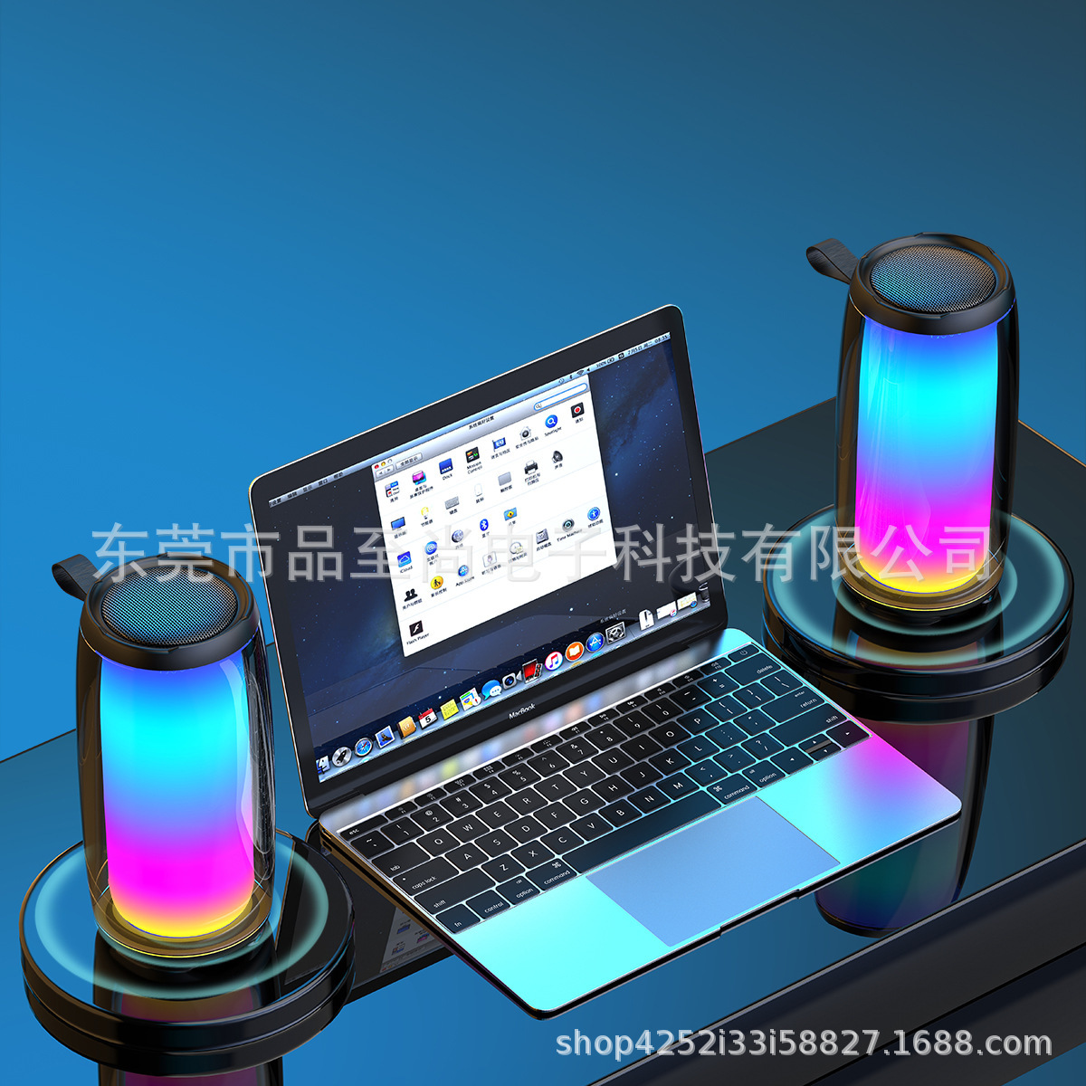 Trình giả sử dùng microphone và gói KTV dựa trên nhà với các bổ sung K-System Wireless xách tay