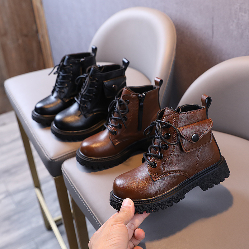 Cô gái Martin Boots, thương mại New Boys trong mùa xuân và mùa thu 2024, cửa hàng trẻ em, cửa hàng trẻ em.